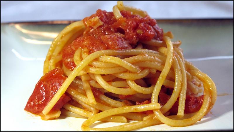 Bucatini all’amatriciana. JACK CLEMONS PHOTO