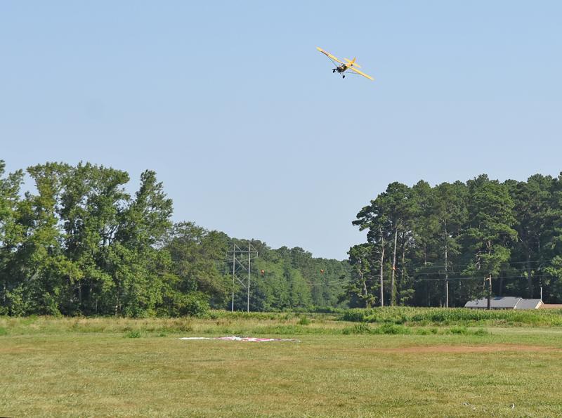 The banner plane comes back in for a pick-up.