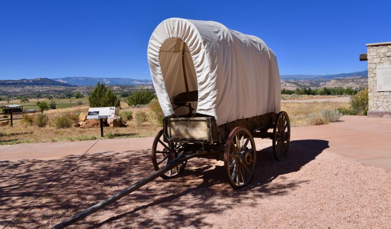 Hole-in-the-Rock Escalante Heritage Center tells the story of Morman pioneers who forged a tough trail westward through Hole-in-the-Rock, now a historical location.