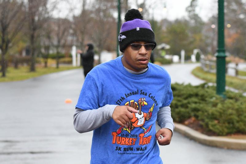 Sasha Harmon runs the Turkey Trot. DAVE FREDERICK PHOTO