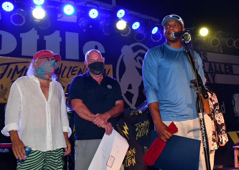 An emotional Jimmie Allen thanks the crowd for helping him celebrate his honor.