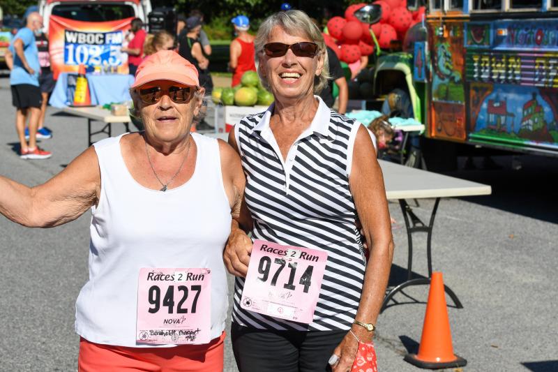 Sisters Margaret Bernholdt and Mary Zeitler.