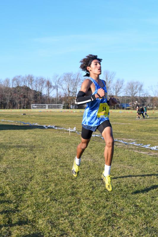 Cape’s Julian Calloway takes the runner-up position in 16:26.