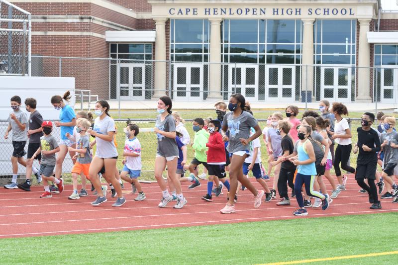 Little guys paced like a NASCAR race. DAVE FREDERICK PHOTOS