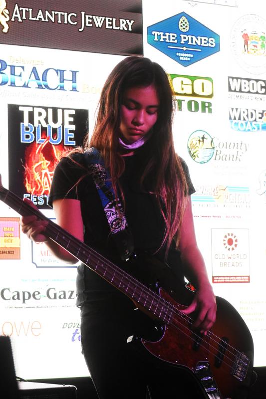 Grace Thomas jams on the bass.