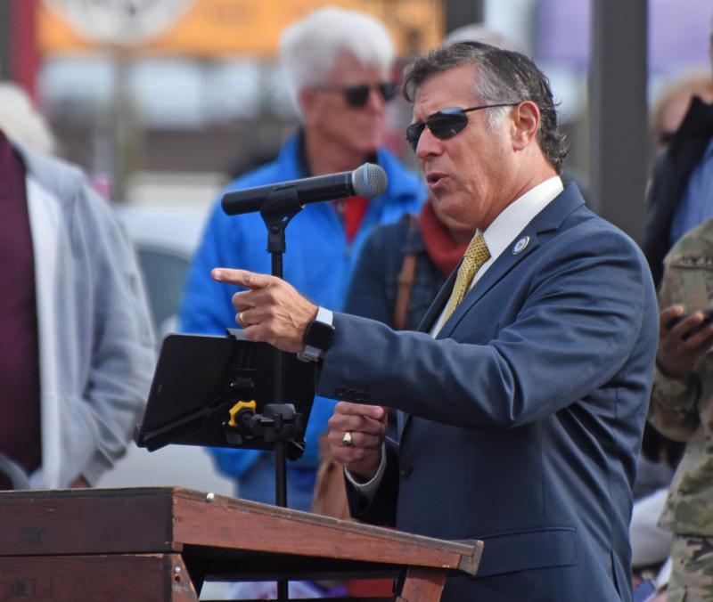 Rep. Steve Smyk, R-Milton, asks soldiers to be the next level of heroes.