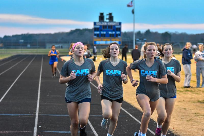 Cape’s 800-meter runners stay together on lap one.