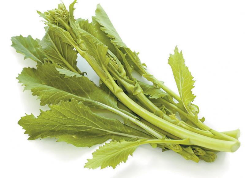 Cima di rapa have leaves similar to turnip greens that taste like a blend of broccoli and spinach. UCKYO / ADOBE STOCK PHOTO