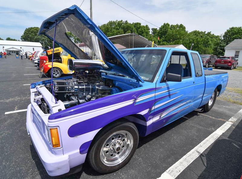 Rick Drode’s 355-cubic-inch engine Pro Street blown-tubbed S-10 was a favorite of the crowd.