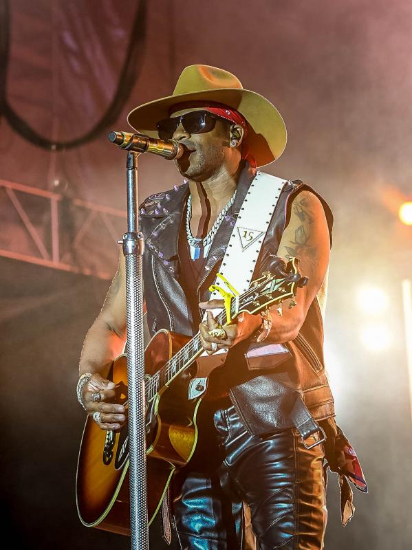 Jimmie Allen performs to more than 6,000 fans during the sold-out Bettie James Fest.