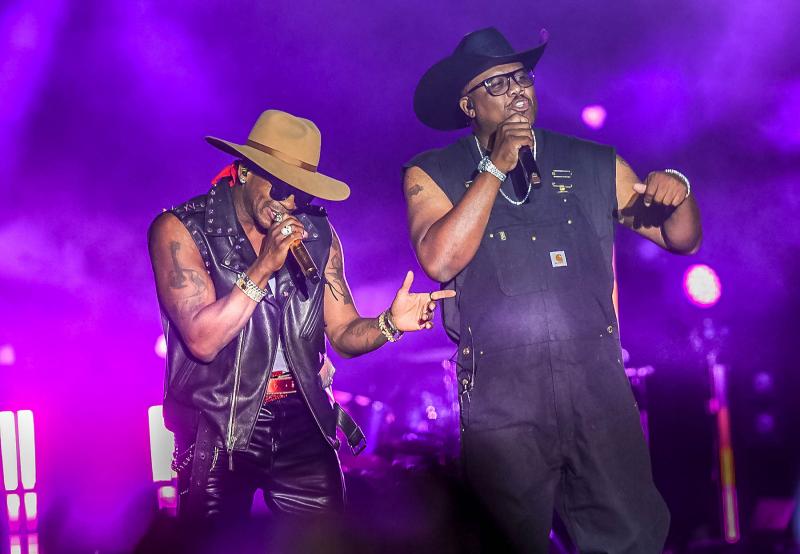 Jimmie Allen sings with his cousin Walt Hall.