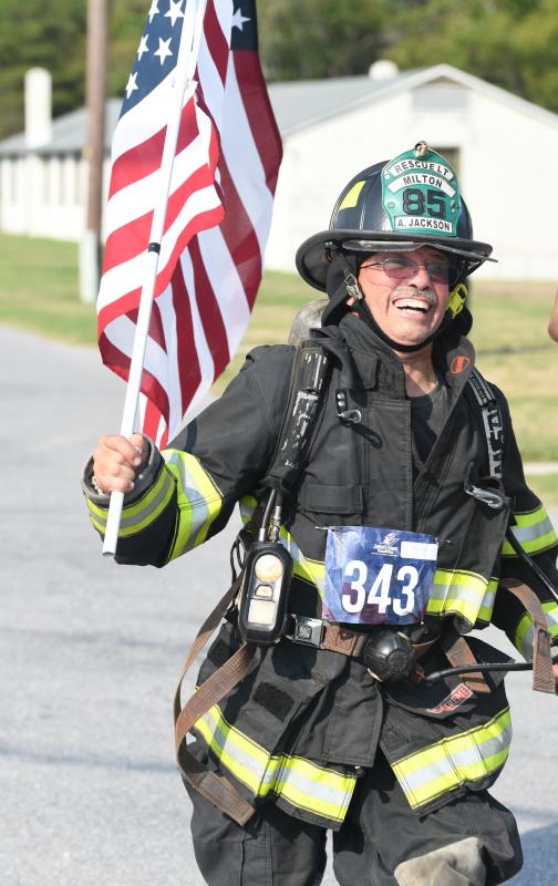 Allen Jackson finishes 3.43 miles growling and scowling.
