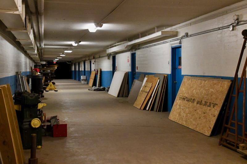 Long underground hallways fan out in several directions in Battery Smith. Renovations, including painting and an HVAC system, took place in the bunker for the U.S. Navy in the 1960s.