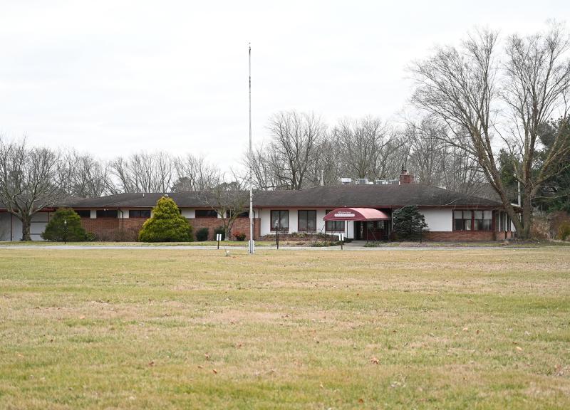 The clubhouse at the former Rookery North golf course is set to undergo major renovations. The new owners of the property plan to lease the space for a restaurant/brewpub. NICK ROTH PHOTO