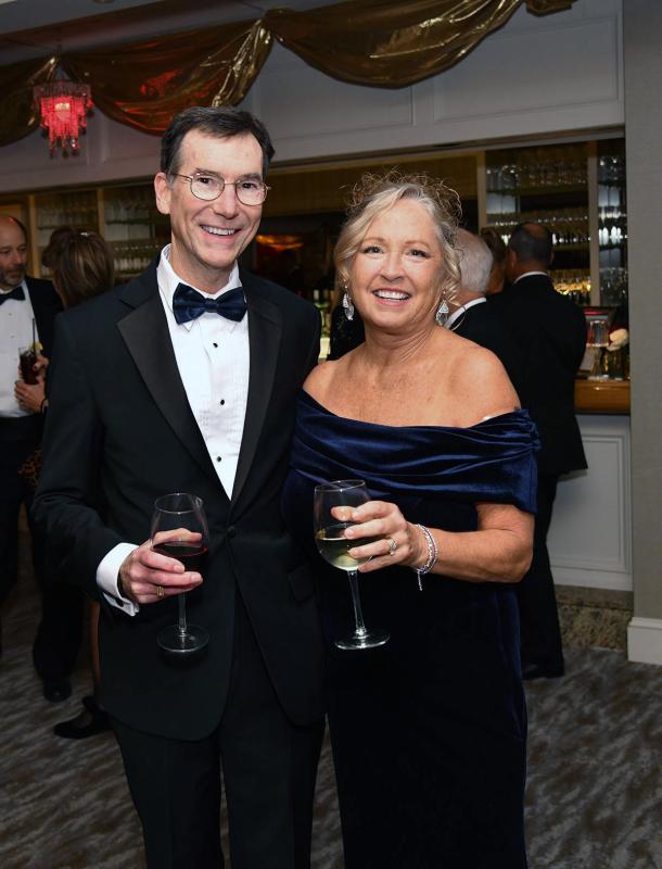 Tom and Paula Waite pose for a picture.