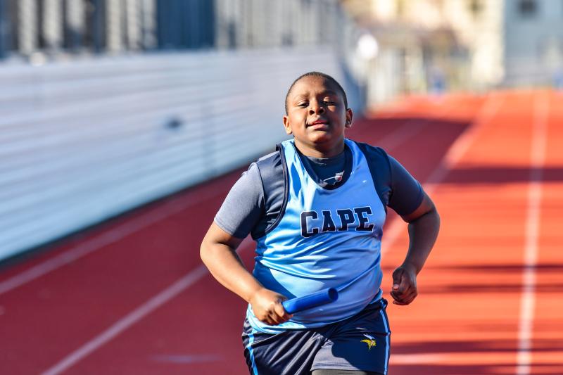 Brendon Sivels runs a relay for Mariner.