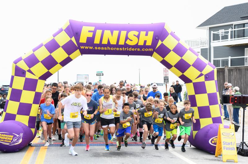 The start of the DQ Dash 5K.