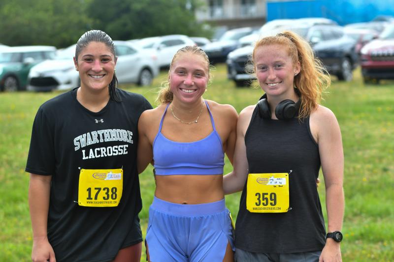 Showing up for the Beebe Heroes 5K are (l-r) Anna Stancofski, Emma Duffield and Maci Long. DAVE FREDERICK PHOTOS