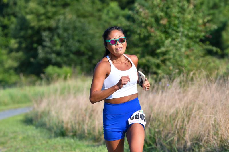 Amy Hoffnagle wins the women’s race at the Joesph Marquez Memorial 5K in 22:09. DAVE FREDRICK PHOTO
