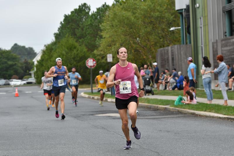Lauren Moran wins the women’s masters division.
