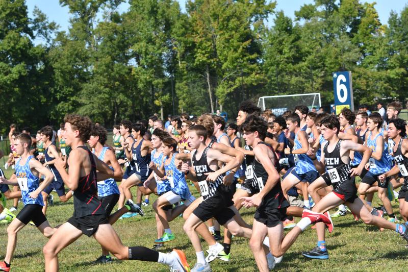 The start of the boys’ race at Sandhill Fields.