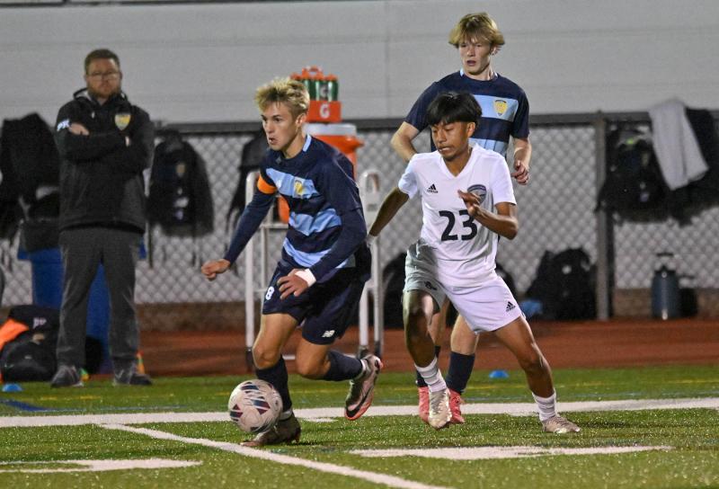 Cape’s Seth Benjamin moves the ball upfield.