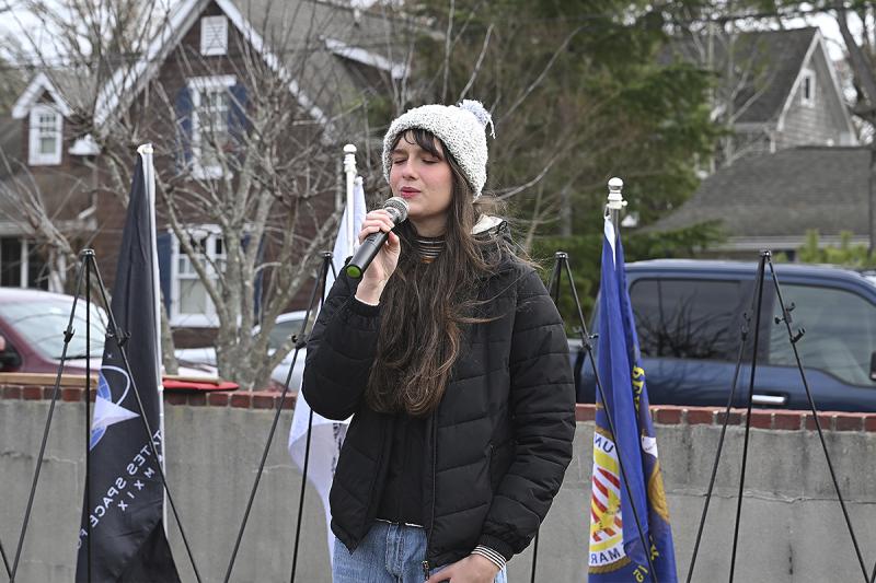 Abby Whitcomb sings a stunning performance of the “Star-Spangled Banner.”