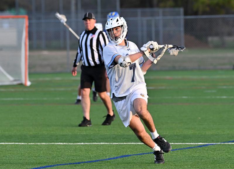 Cape junior David Adili-Khams looks to crank the rock.