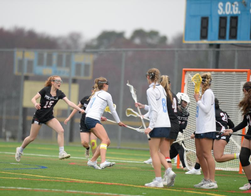 Macy Steinwedel scores early in the game.