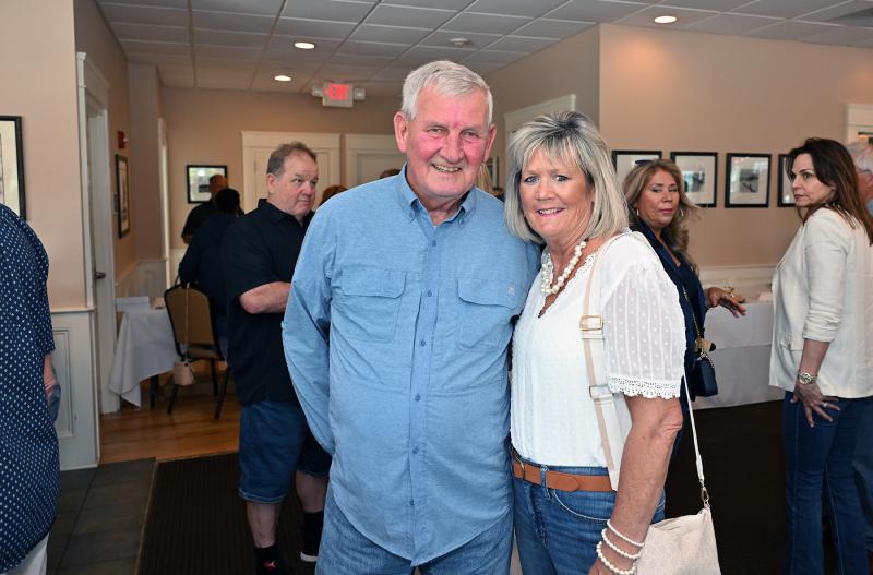 Locals Bill and Kathleen Daisey share a moment at the event.