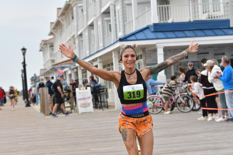 Aimee Morgan, 39, runs 21:14 in the Bunny Palooza 5K. She won the women’s 35-39 age group.