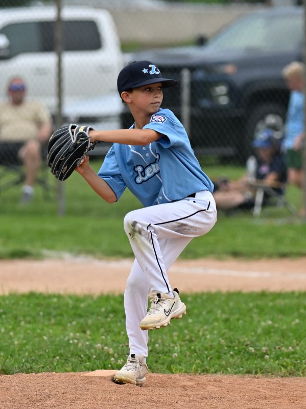 Deacon Jones delivers in relief for Lewes.