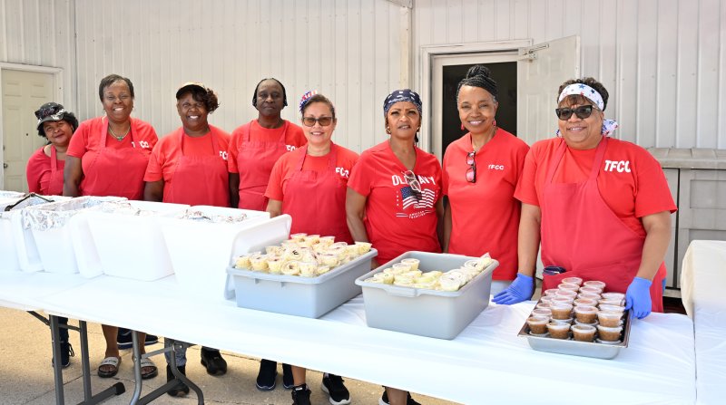 These ladies worked to bring everyone a picnic lunch at the event. Shown are (l-r) Lou Dixon, Lynette Griffin, Cene Wise, Barbara Murphy, Jessica Jackson, Janet Showell, Yvonne Kennedy and Chanteea Harmon.