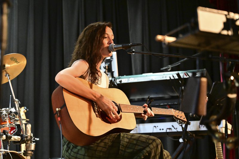 Allie Dobbins, a native of New York City, shines in her first performance in Rehoboth Beach.