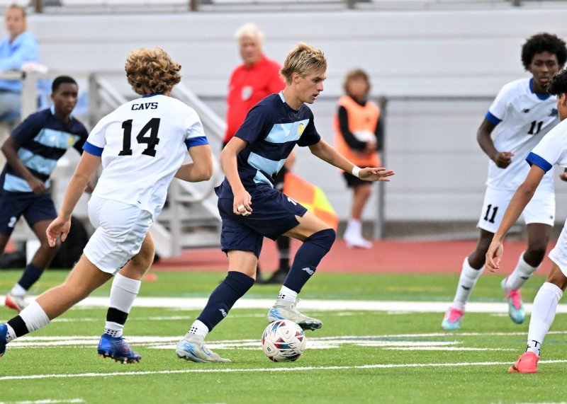 Cape junior Seth Benjamin speeds the ball upfield.
