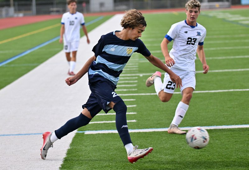 Cape freshman Hedgie Swier speeds the ball into the box.
