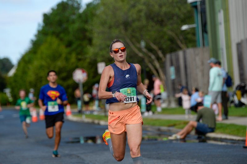 Tracey Eckert takes the top female spot at the Dogfish Dash in 25:05. DAVE FREDERICK PHOTO