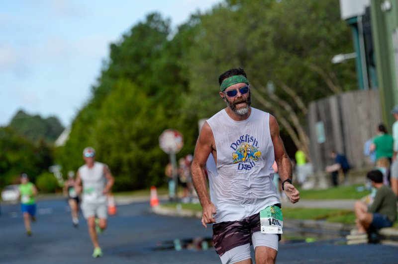 Sean O’Grady pushes to a time of 26:51.