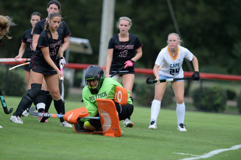 Sabrina Siaca makes one of her 30 saves.