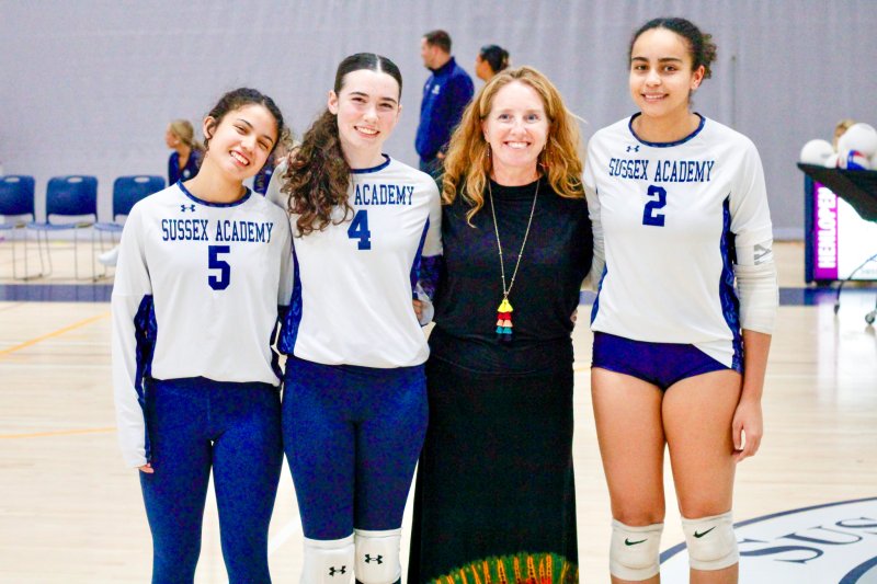 Anna Lara-Nieto, Carolyn Reese and Maya Hastings escort Ashley Lehman.