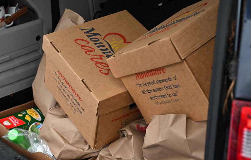 Mountaire donated turkeys and food to the event.