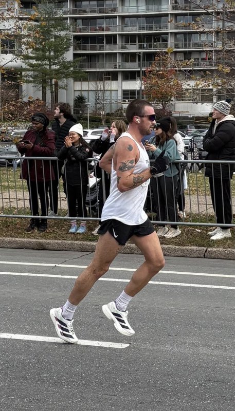 Cape graduate Andrew Minni runs the marathon in Philly.