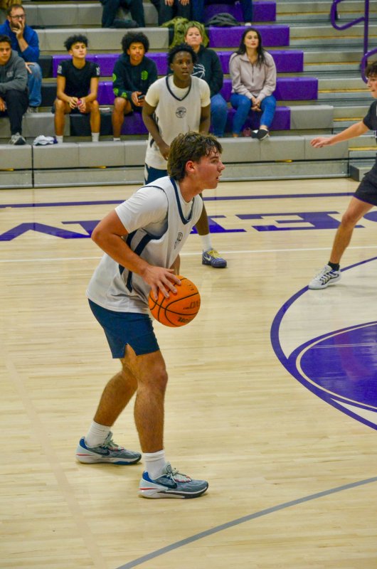 Sophomore Mason Glover thinks about his next move.