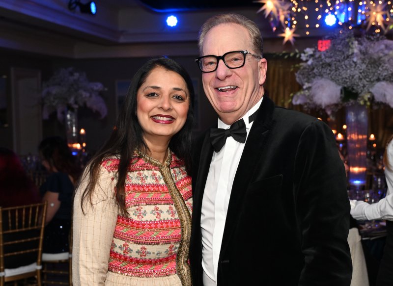 Sharing conversation are Aparna Patel and John Zahler.