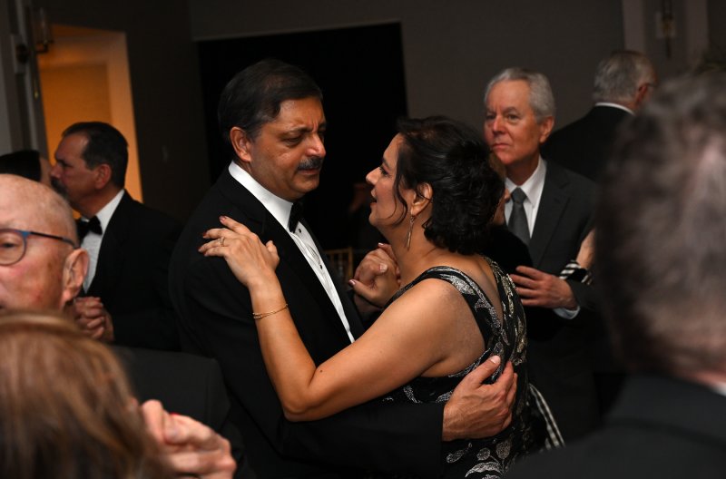 Dr. Vikas Batra, left, and Dr. Reetu Singh enjoy a slow dance.