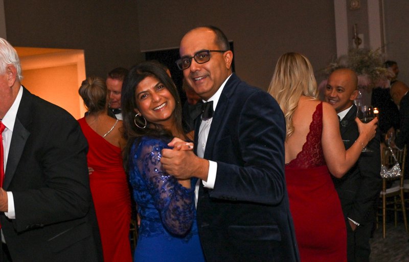 Dr. Shalini Sehgal and Dr. Manu Sehgal enjoy a dance to the tunes of The Funsters.