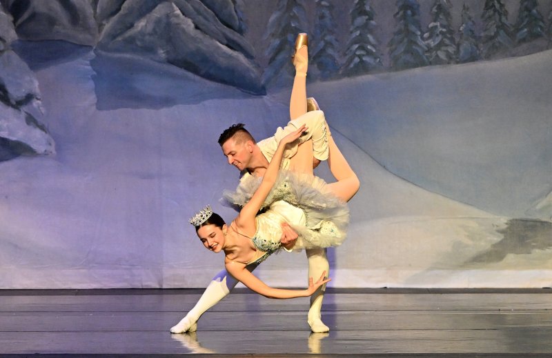 Barbara Kissell, 14, of Lewes dances as the Snow Queen in the Land of Snow with guest artist Kole Loftin.