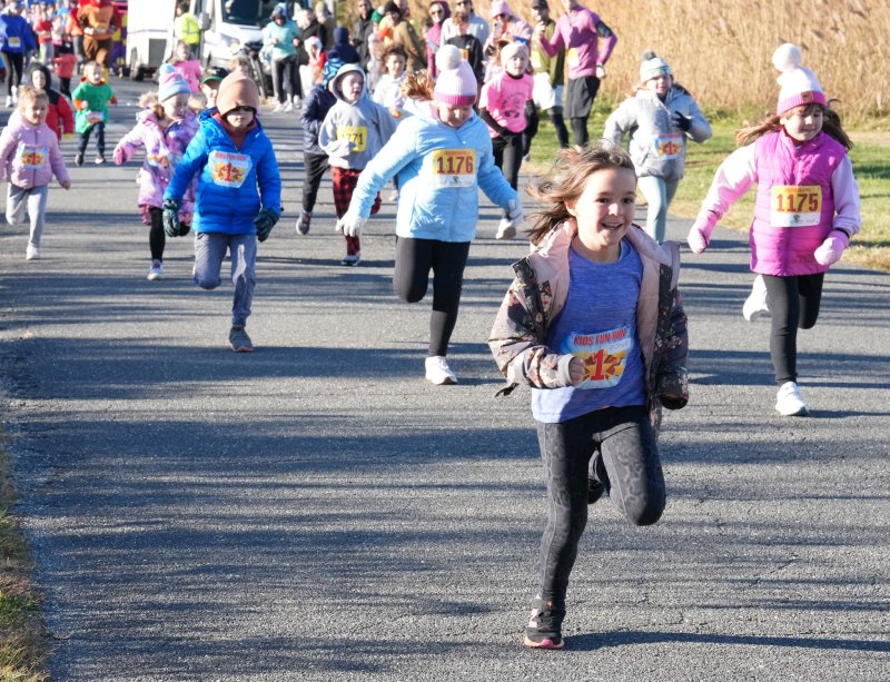 Before the Friendsgiving 5K in Lewes, 40 youngsters race out and back 200 meters to the cheering crowd. SUBMITTED PHOTOS
