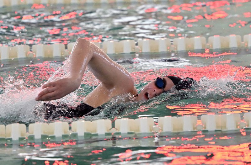 Cape sophomore Zoey Neufeld wins the 500 free with a time of 5:45.70.