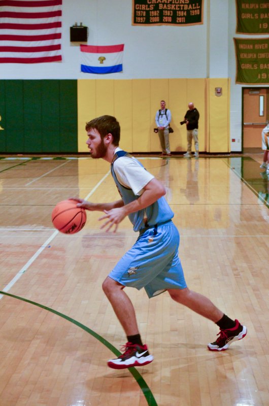 Cape junior Jaxon Benton drives into the arc.